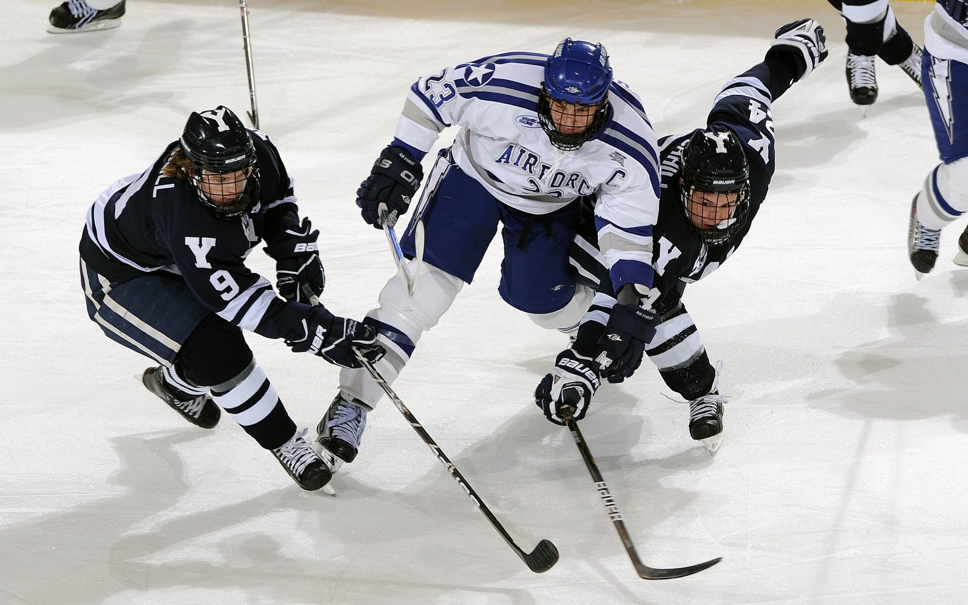 德甲：莱比锡4-1大胜美因茨，强烈的进攻火力引人关注，莱比锡8-0美因茨