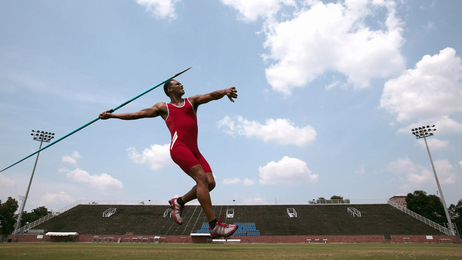 球场上的“战术大师”：揭示球队胜利密码，球员战术意识
